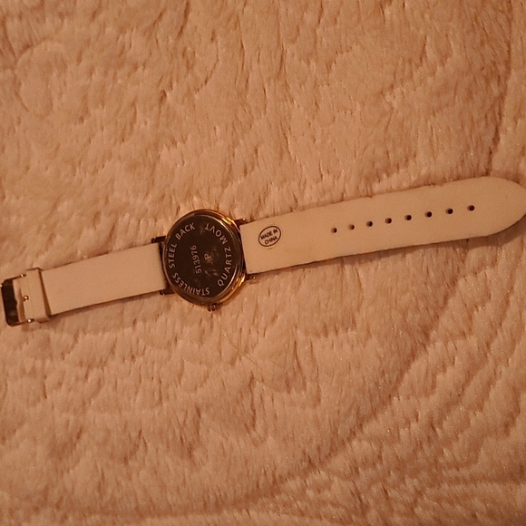 Watch - Picture 3 of 4